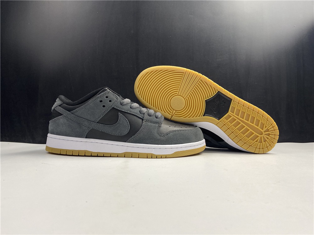NIKE SB DUNK LOW TRD AR0778-001